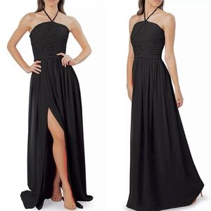 Dress The Population
Aura Chiffon Halter Maxi Dress size XS X-Small black